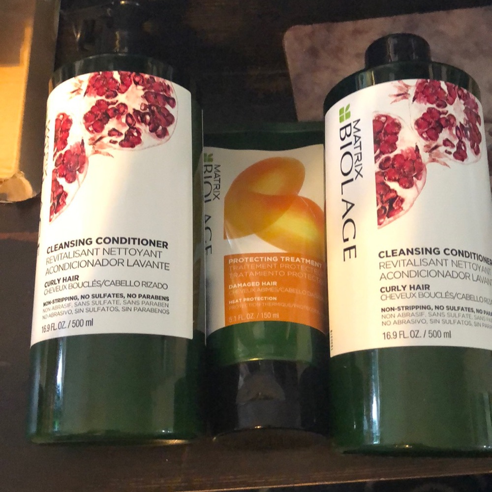 Biolage conditioner lot for curly hair